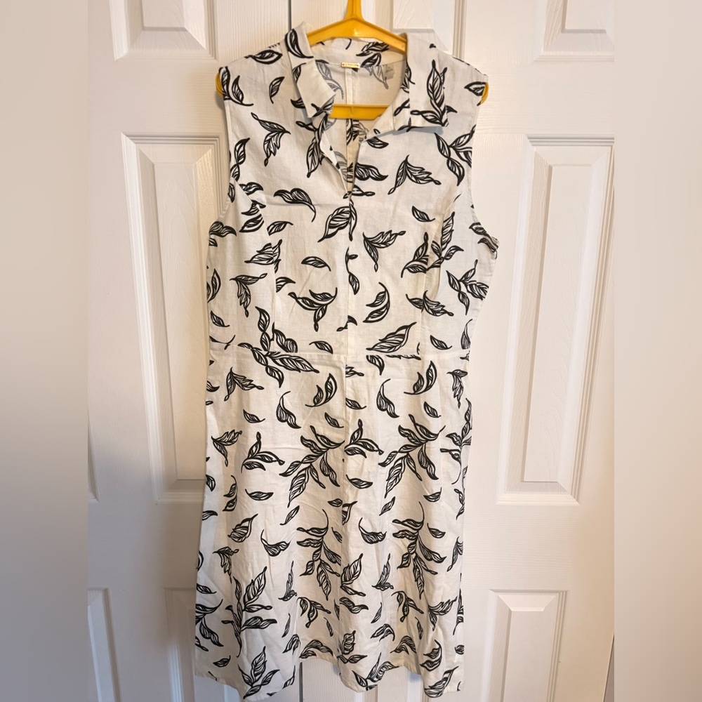 T Tahari Black Leaf Pattern Midi Dress